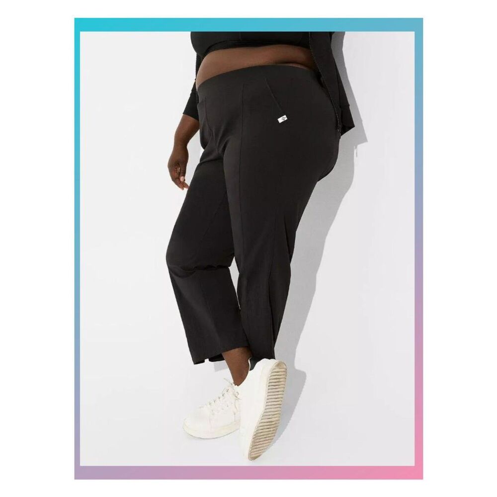 NWT Torrid 4X Deep Black Ripstop Full Length Active Trouser with Pockets Size 26